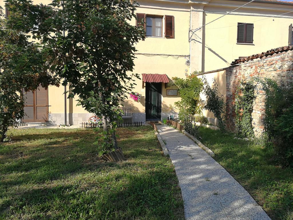 B&B Cascina Barolo Turim Exterior foto
