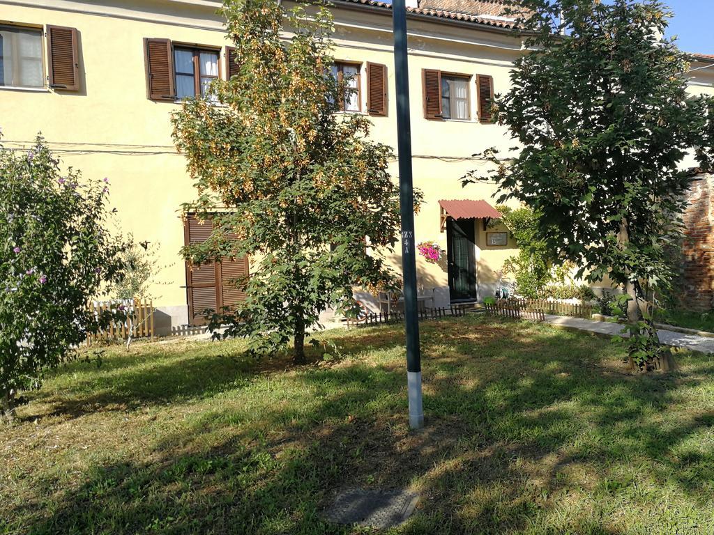 B&B Cascina Barolo Turim Exterior foto